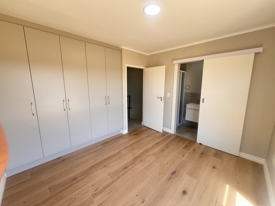 To Let 2 Bedroom Property for Rent in Cape Farms Western Cape